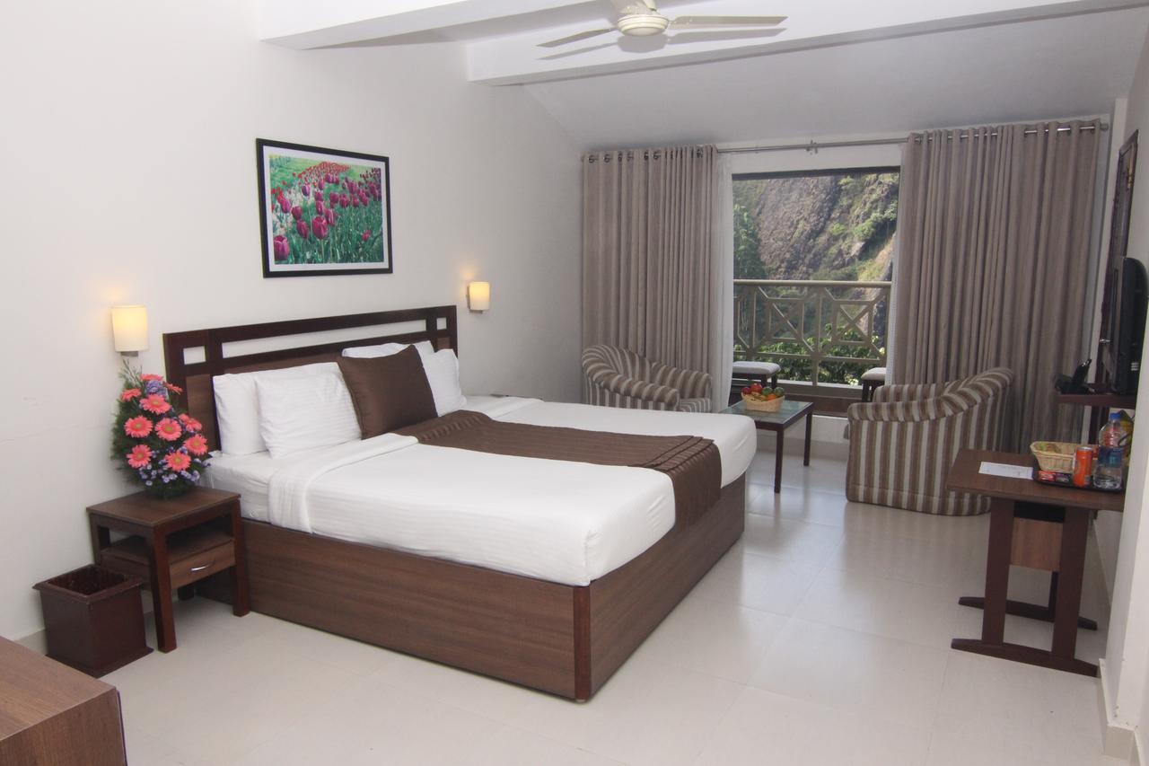 Abad Copper Castle Resort Munnar Exteriör bild